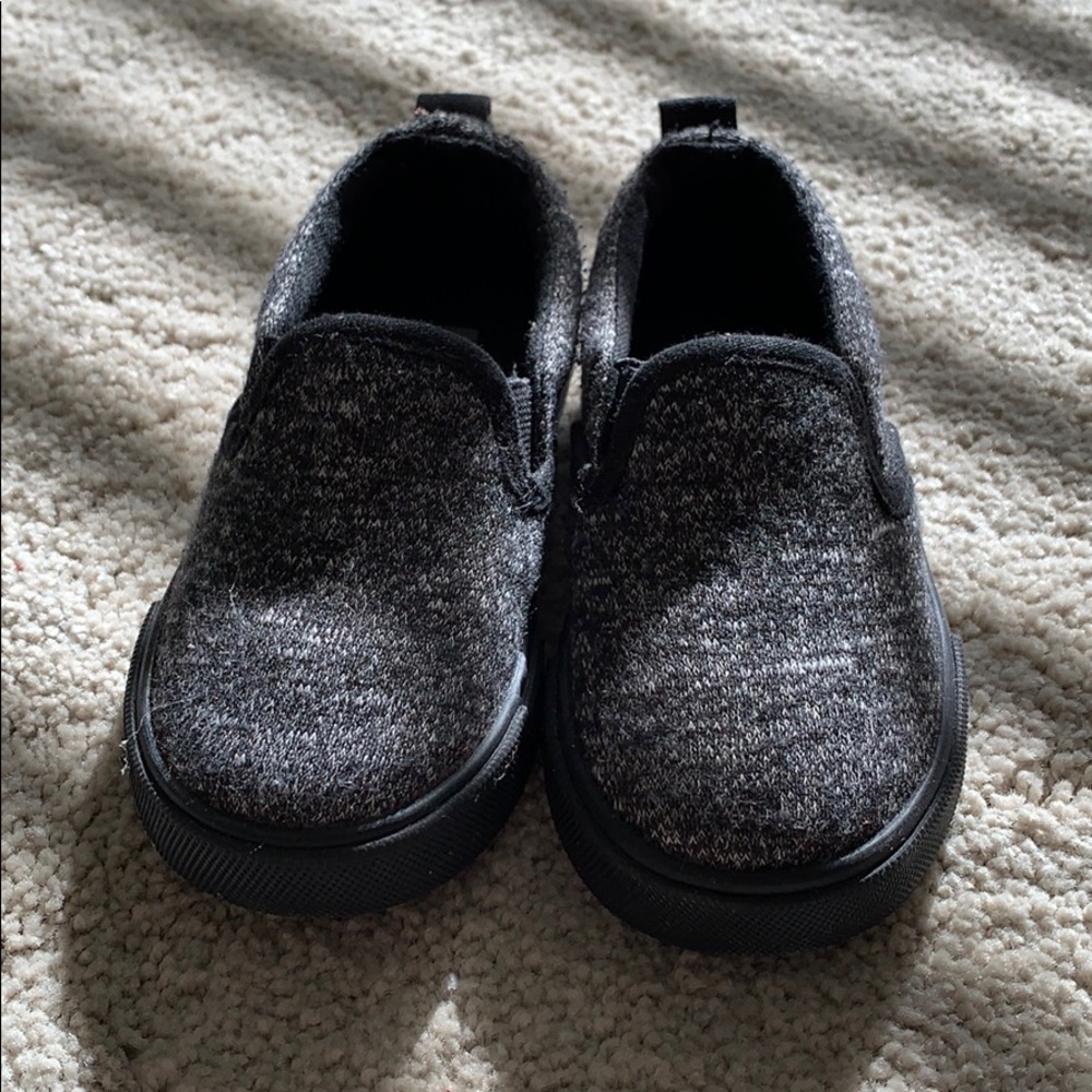 Toddler Crazy 8 sneaker.